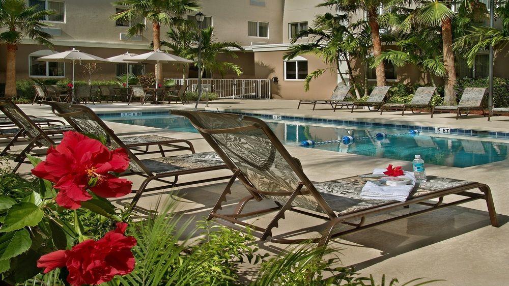 Holiday Inn Express West Palm Beach Metrocentre By Ihg Dış mekan fotoğraf