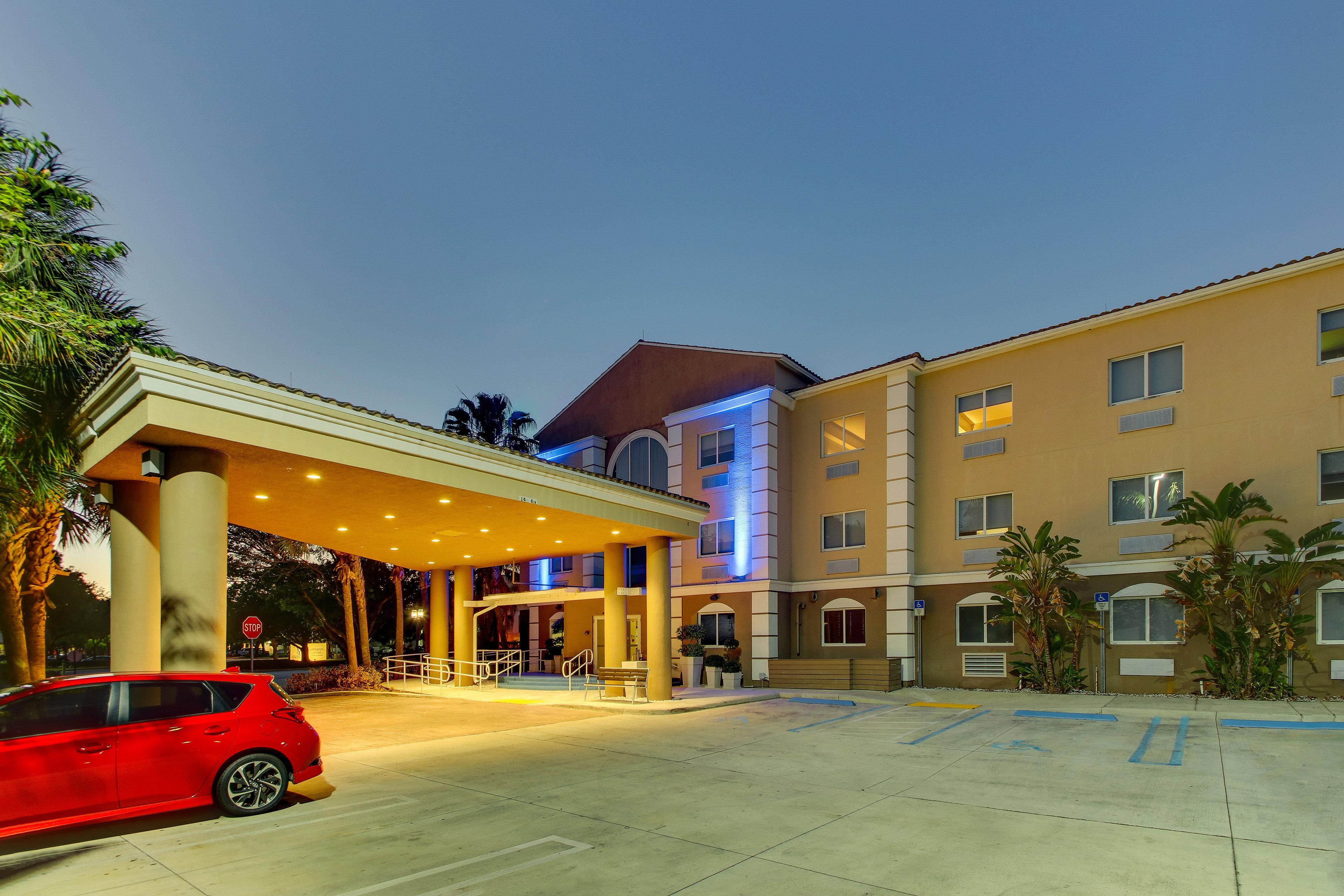 Holiday Inn Express West Palm Beach Metrocentre By Ihg Dış mekan fotoğraf